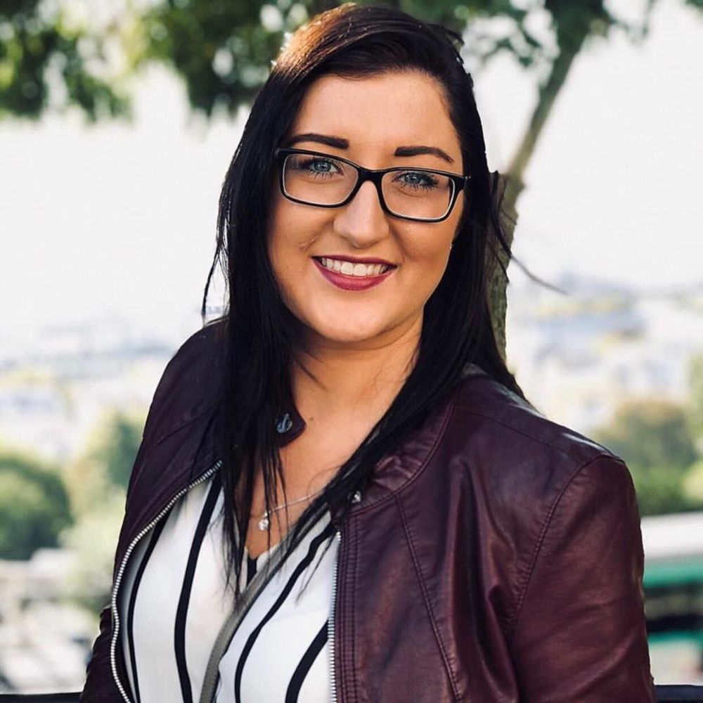 Meet your Posher, Taylor